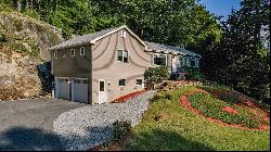 40 Pilgrim Trail, Woodbury CT 06798