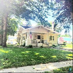 301 North St, Viborg SD 57070