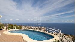 Three-Bedroom Villa with Spectacular Sea Views for Sale in Cumbr, Benitachell 03726