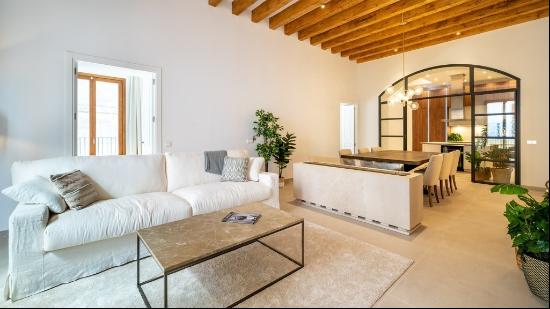 Superb duplex apartment with roof terrace for sale in Palma de M, Palma de Mallorca 07012