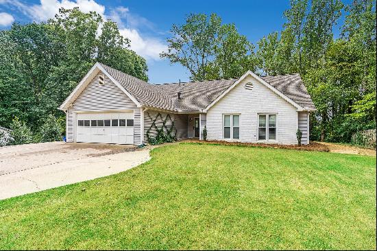 Well Appointed Ranch-style Home in Derby Downs