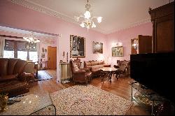 Aristocratic apartment for sale next to the St. Alexander Nevsky Cathedral