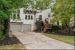 Beautiful Spacious Home in Heart of East Cobb