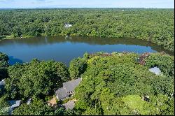 Serene Beauty Overlooking Freshwater Pond