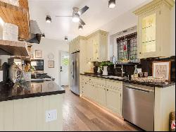 Elegant 3-Bed Home in Larchmont Village