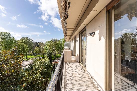 Neuilly-sur-Seine - A bright 2-bed apartment