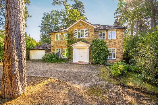 Five bedroom, detached house in South Ascot with enormous potential