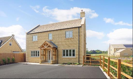 **FULL STAMP DUTY PAID UP TO GBP 88,749** Honeybourne House is a fabulous 5 bedroom detached 