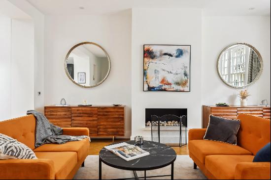 A three bedroom mews house to let in Belgravia, SW1.