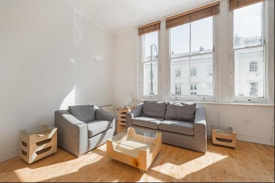 Light and bright 2 bedroom flat to rent South Kensington SW7