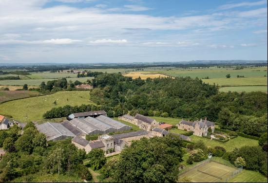 Spacious Rural Retreat: Luxurious 6-Bedroom Home in the Heart of Northumberland's Countrys