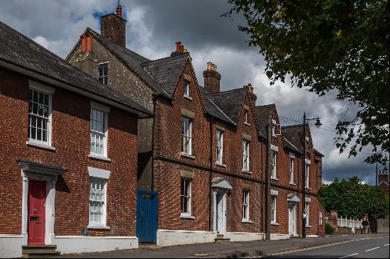 A unique historic home situated in the heart of Haslemere.