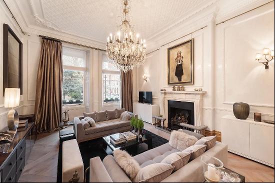 3 bedroom maisonette available to rent in Knightsbridge, Cadogan Square SW1X