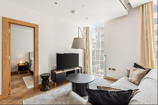 A bright 1 bedroom apartment to rent on Baker street, Marylebone, W1U