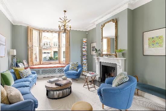 Attractive family home on a sought after Chelsea road, with the added benefit of an adjoin