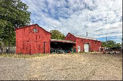 A Picturesque Farmstead with Endless Possibilities