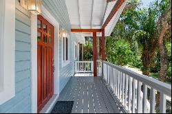 Charming Caribben 2B/2.5B Home in Palmetto Bay