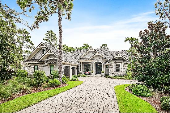 Magnificent Craftsman-Style Home With Pool And Outdoor Living Space