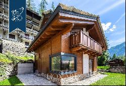 Exclusive newly built detached chalet for sale in the central hamlet of Courmayeur Plan Go