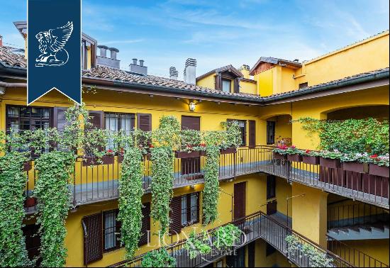 Wonderful two-storey apartment for sale in the renowned Brera district, in Milan's city ce