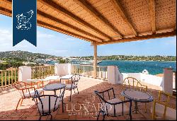 Wonderful luxury villa with swimming pool and sunbathing area for sale in Costa Smeralda