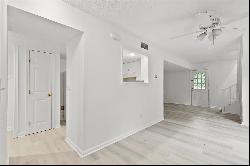 Ideally Located and Beautifully Renovated Townhome