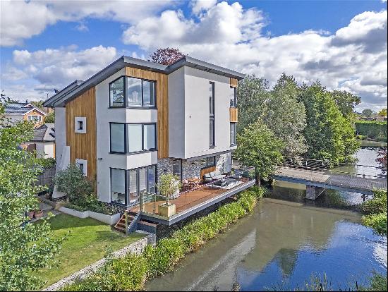 Eden Waters, Chelmsford, CM1 4FQ