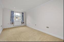 Vine Road, East Molesey, Surrey, KT8 9LF