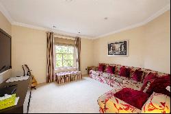 Haversham Place, London, N6 6NG