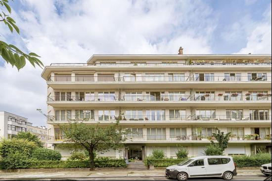 beautiful penthouse with terraces in a classic building