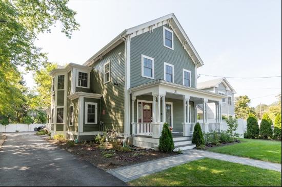 38 Richardson, #3, Newton, MA, 02458, USA