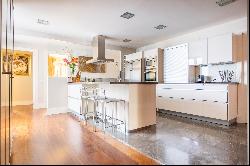 Renovated Aartment in Plaza Nueva