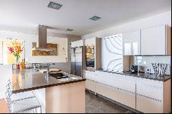 Renovated Aartment in Plaza Nueva