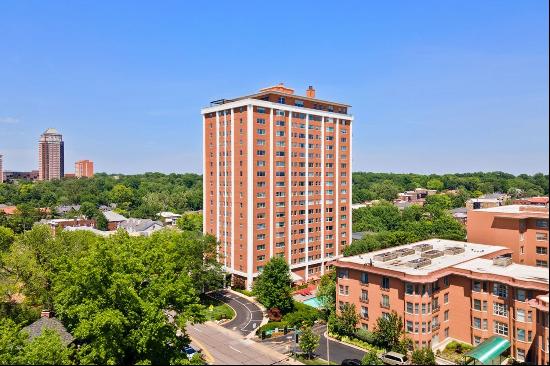 The Whitehall continues to be a highly coveted high rise in Clayton