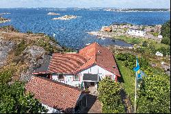 Villa facing west with a fantastic view of the ocean