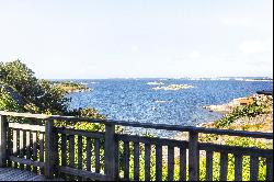 Villa facing west with a fantastic view of the ocean