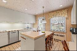 16 Russet Lane, Huntington, NY 11743