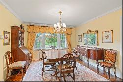 16 Russet Lane, Huntington, NY 11743