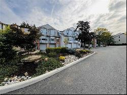 NANUET, NY CONDO IN THE HAMLETS-KNOLLS EAST II