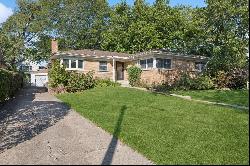 517 Romona Road, Wilmette IL 60091