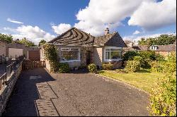 Cramond Avenue, Edinburgh, Midlothian, EH4 6PL