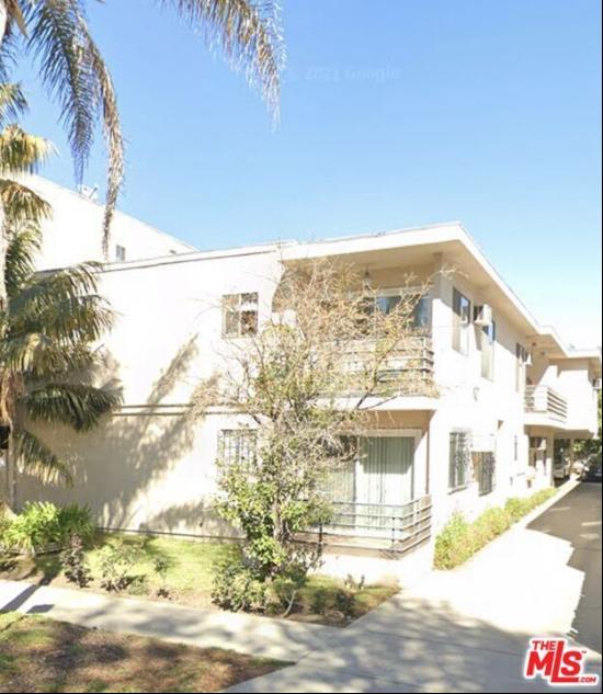 2134 S Bentley Avenue #3, Los Angeles CA 90025