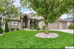 2002 Crest Ridge Drive, Papillion NE 68133