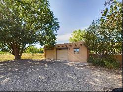 120 Los Cordovas Rd, Ranchos De Taos NM 87557