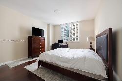 801 Brickell Key Blvd Unit 2008, Miami FL 33131