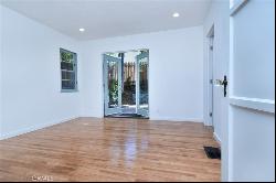 13632 Oak Canyon Avenue, Sherman Oaks CA 91423