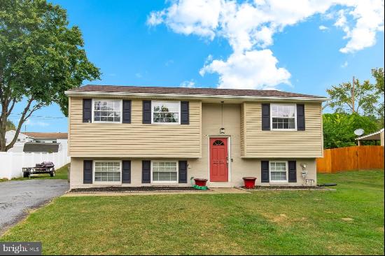 2639 Pike Lane, Lancaster PA 17603