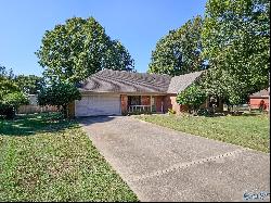 210 Bent Oak Circle, Harvest AL 35749