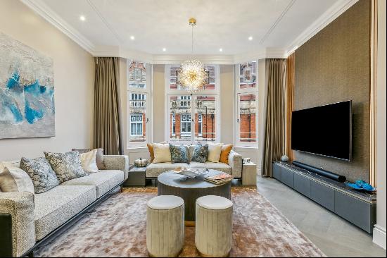 Montagu Mansions, London, W1U 6LQ