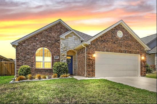 250 Irick Court, Aubrey TX 76227